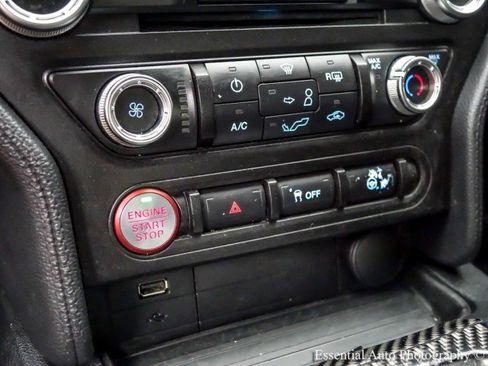 Used 2018 Ford Mustang GT w/ Black Accent Package RWD image 17