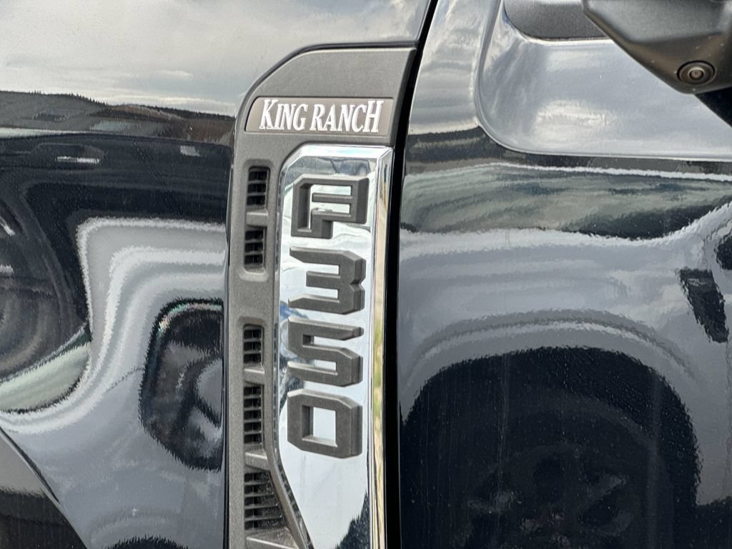 New 2026 Ford F350 King Ranch w/ FX4 Off-Road Package AWD/4WD image 27