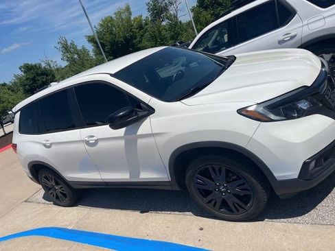 Used 2019 Honda Passport Sport image 9