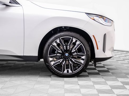 Certified 2025 BMW X3 xDrive30i w/ Premium Package image 31