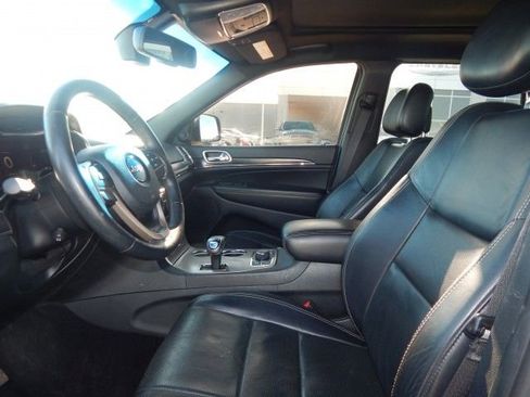Used 2015 Jeep Grand Cherokee Limited w/ Luxury Group II AWD/4WD image 12