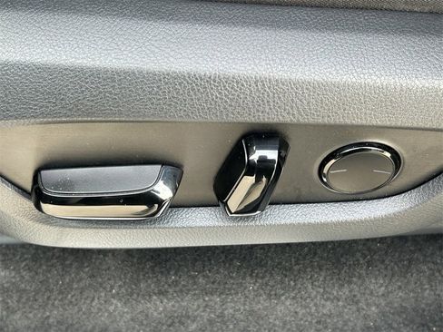 Used 2025 Lexus GX 550 image 18