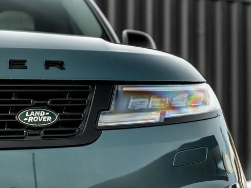 New 2025 Land Rover Range Rover Sport Dynamic SE image 6