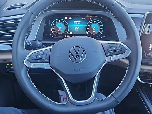 New 2026 Volkswagen Atlas Cross Sport SE AWD/4WD image 35