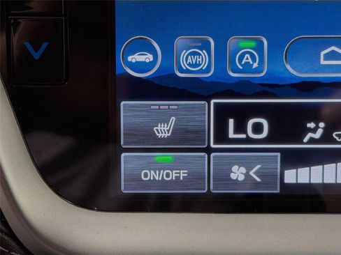 Used 2025 Subaru Outback Premium w/ Popular Package #1A AWD/4WD image 24