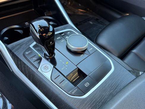 Certified 2022 BMW 330i Sedan w/ Driving Assistance Package image 25