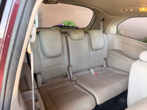Used 2014 Honda Odyssey EX-L image 17