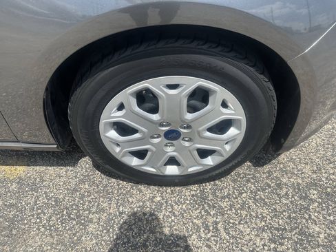 Used 2012 Ford Focus SE FWD image 38