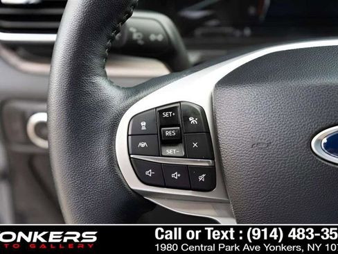 Used 2023 Ford Explorer Limited image 50