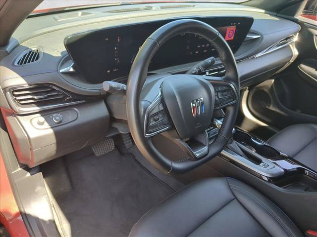 Used 2024 Buick Envista Sport Touring w/ Convenience II Package FWD image 10