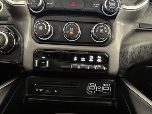 Used 2019 RAM 1500 Big Horn image 14