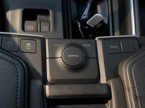 New 2026 Toyota Grand Highlander Limited FWD image 31
