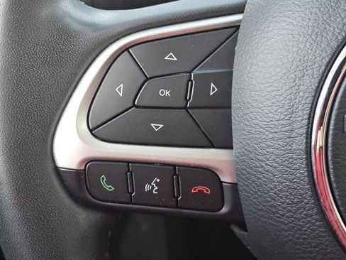 Used 2021 Jeep Compass Latitude image 14