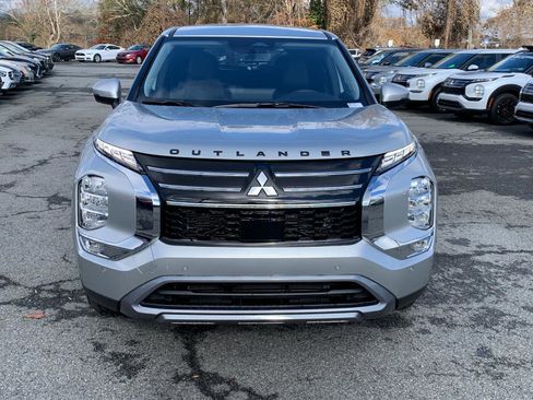 New 2025 Mitsubishi Outlander SE image 5