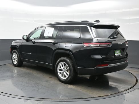 Used 2024 Jeep Grand Cherokee L Laredo image 4