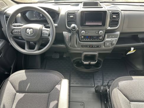 New 2025 RAM ProMaster 3500 w/ Quick Order Package 22G SLT image 6