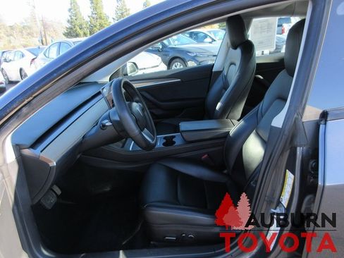 Used 2021 Tesla Model 3 Long Range image 10