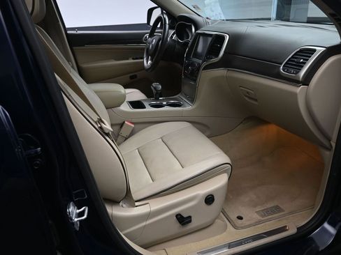 Used 2014 Jeep Grand Cherokee Overland RWD image 29