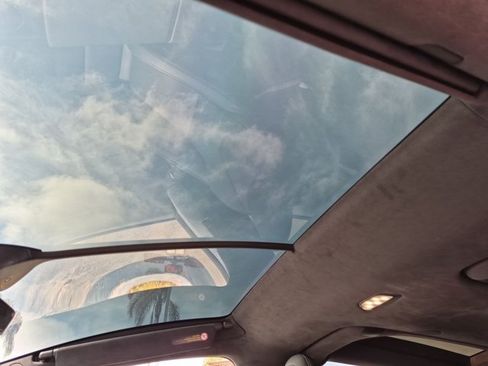 Used 2022 Tesla Model X Plaid AWD/4WD image 16