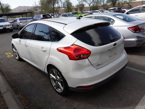 Used 2016 Ford Focus Titanium w/ Titanium Technology Package FWD image 1
