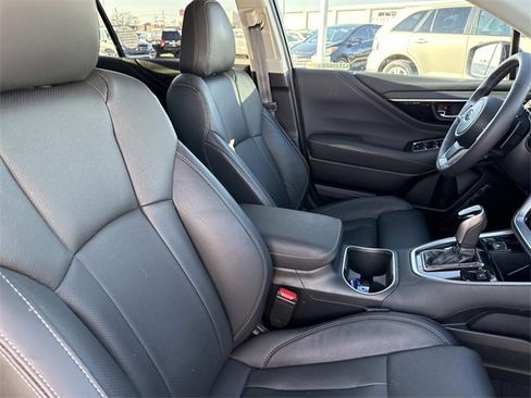 Used 2025 Subaru Outback Touring XT image 19