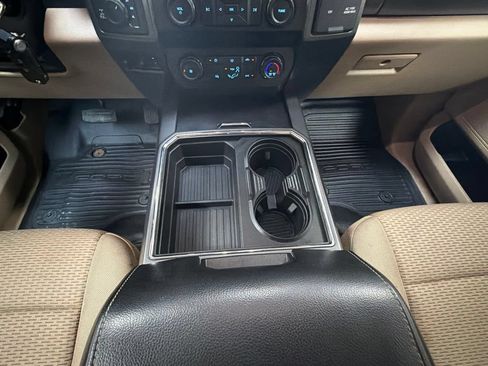 Used 2019 Ford F250 XLT w/ XLT Value Package AWD/4WD image 20