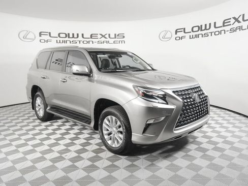Certified 2021 Lexus GX 460 Premium w/ Premium Package AWD/4WD image 3