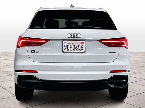 Used 2022 Audi Q3 2.0T Premium image 7