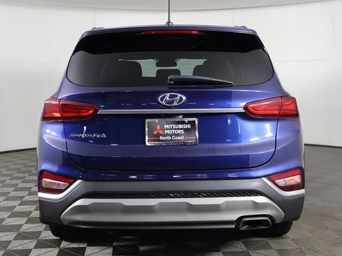 Used 2020 Hyundai Santa Fe SE image 9