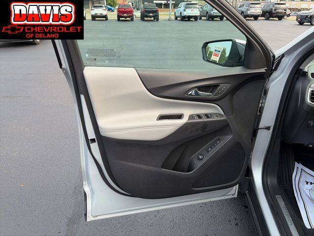 Used 2020 Chevrolet Equinox Premier AWD/4WD image 12