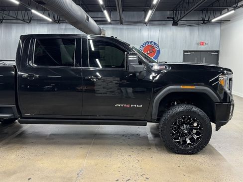 Used 2023 GMC Sierra 2500 AT4 w/ Gooseneck/5TH Wheel Package AWD/4WD image 19