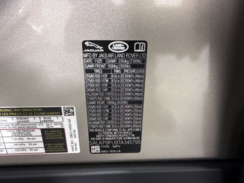 Used 2026 Land Rover Range Rover SE AWD/4WD image 23
