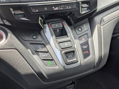 Used 2025 Honda Odyssey EX-L image 25