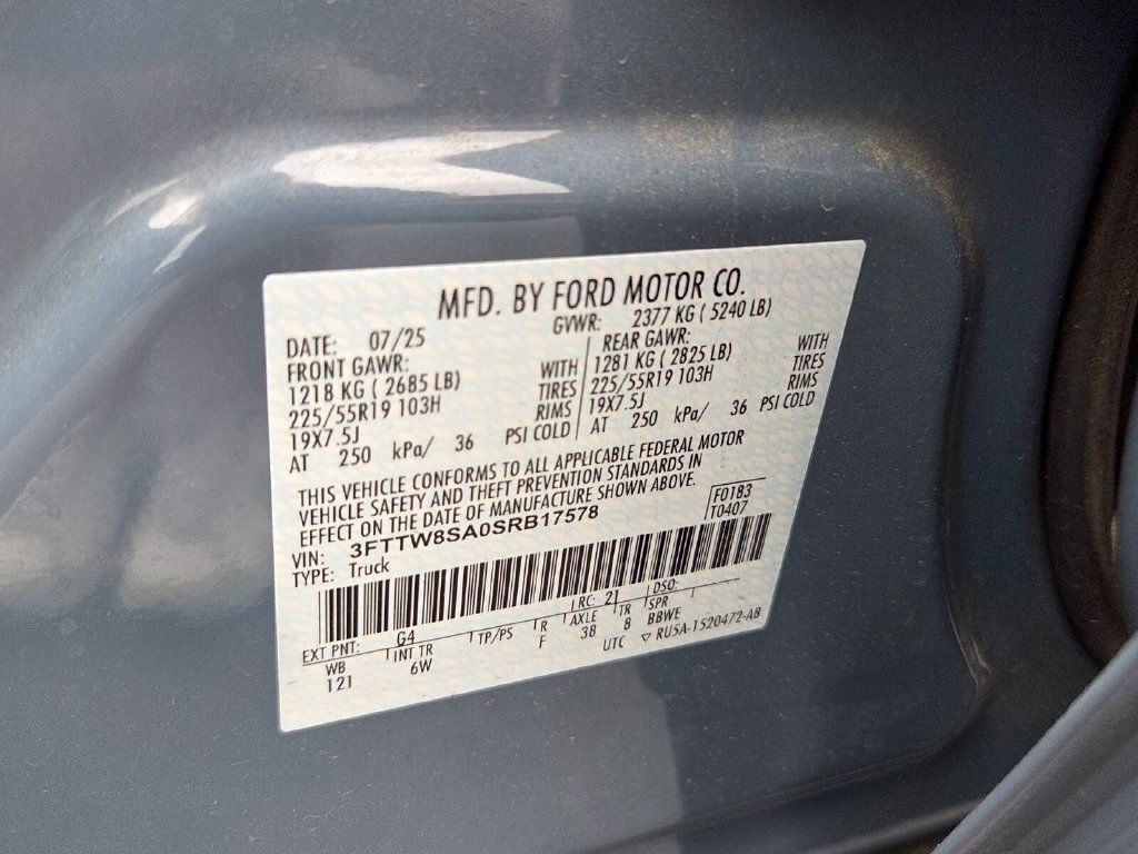 Used 2025 Ford Maverick Lariat w/ Black Appearance Package AWD/4WD image 17
