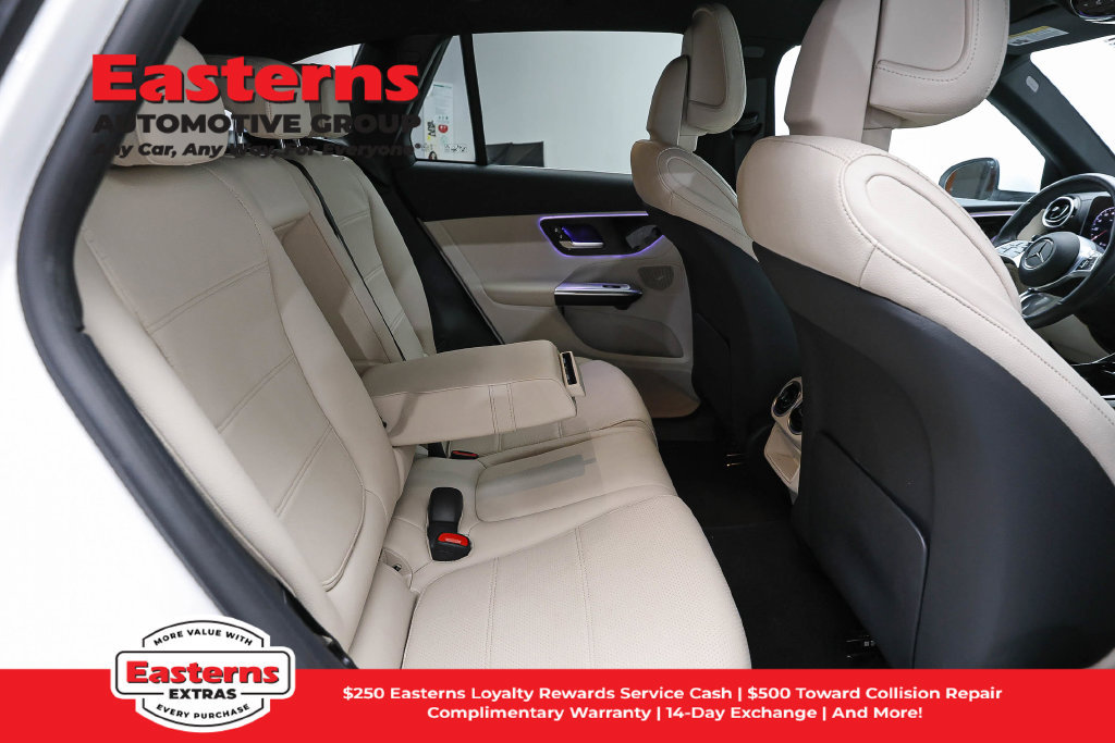 Used 2023 Mercedes-Benz GLC 300 4MATIC image 25