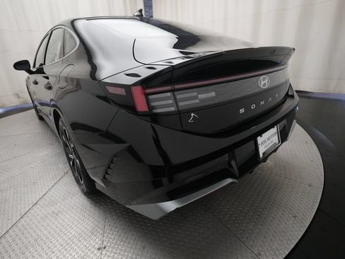 Used 2025 Hyundai Sonata SEL FWD image 33