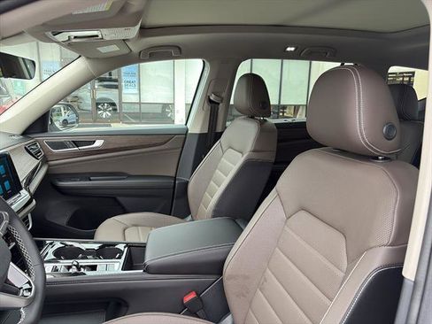 New 2026 Volkswagen Atlas SEL AWD/4WD image 14