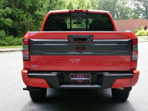 Used 2025 Nissan Frontier Pro-X RWD image 8