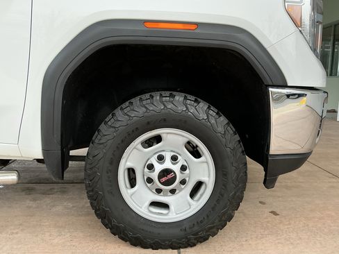 Used 2023 GMC Sierra 2500 Pro image 27