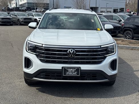 Used 2025 Volkswagen Atlas SE image 35