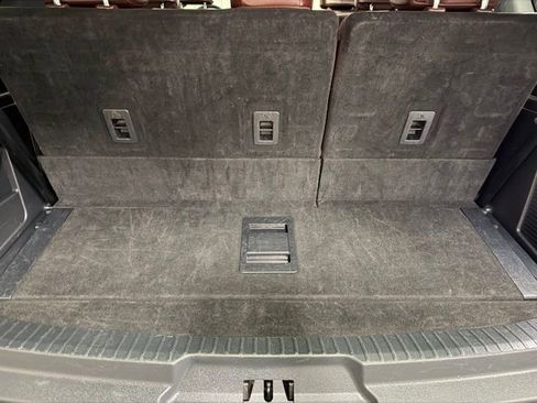 Used 2024 Ford Expedition Limited image 22