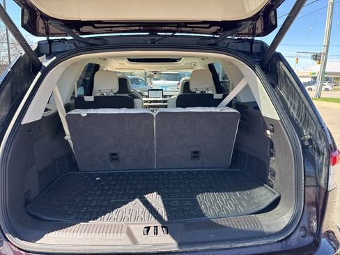 Used 2023 Lincoln Aviator Black Label w/ Dynamic Handling Package image 16