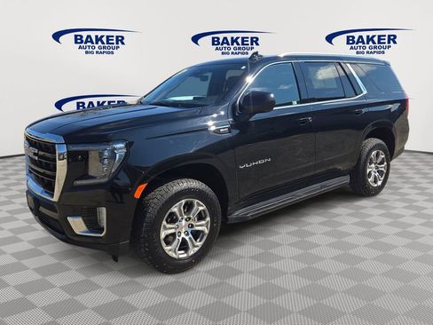 Used 2024 GMC Yukon SLE AWD/4WD image 7