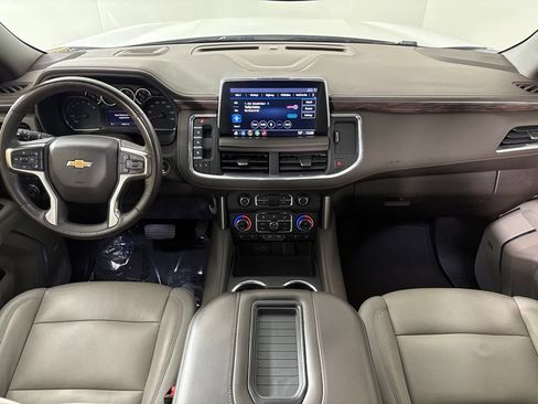 Used 2021 Chevrolet Suburban LT w/ Luxury Package AWD/4WD image 35