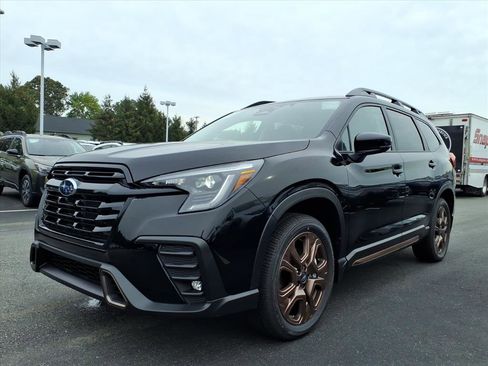 New 2025 Subaru Ascent Bronze Edition image 2