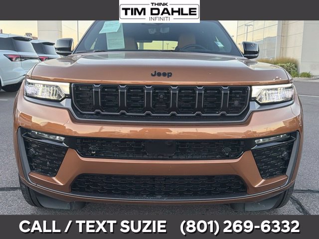 Used 2026 Jeep Grand Cherokee Summit w/ Obsidian Package AWD/4WD image 4