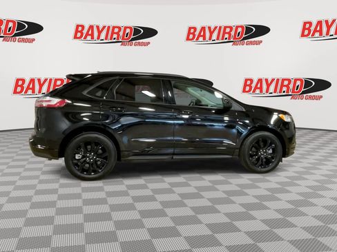 Used 2024 Ford Edge SE w/ Black Appearance Package AWD/4WD image 9