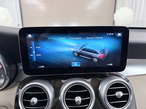 Used 2021 Mercedes-Benz GLC 300 image 20