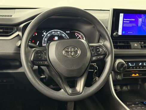 Used 2025 Toyota RAV4 LE image 29
