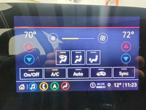 Used 2023 Chevrolet Corvette Stingray w/ Z51 Performance Package image 18